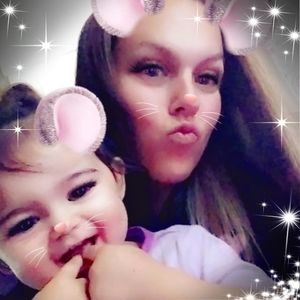 Meet your Posher, Dayna